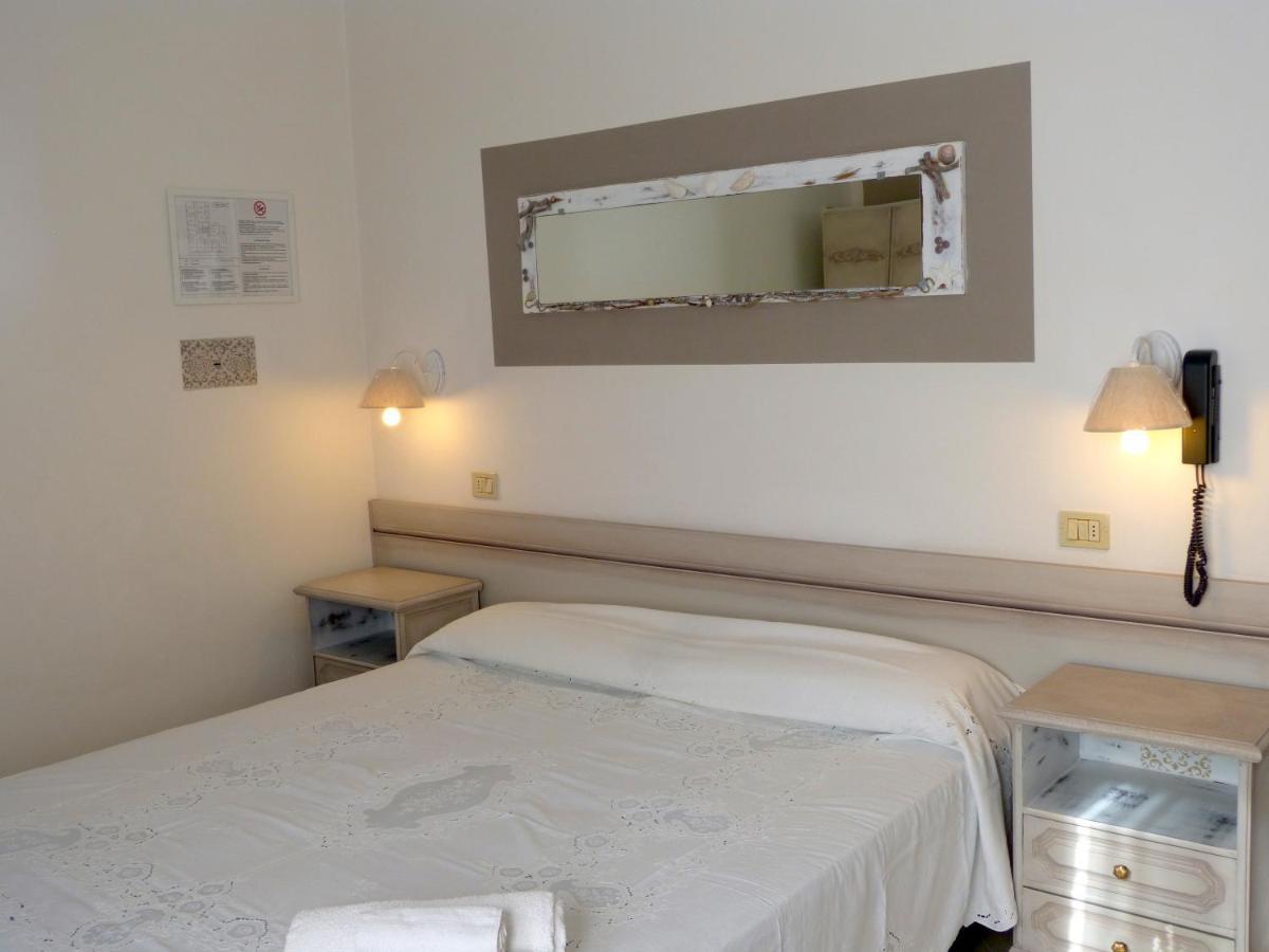 Hotel D'Annunzio Cattolica Szoba fotó