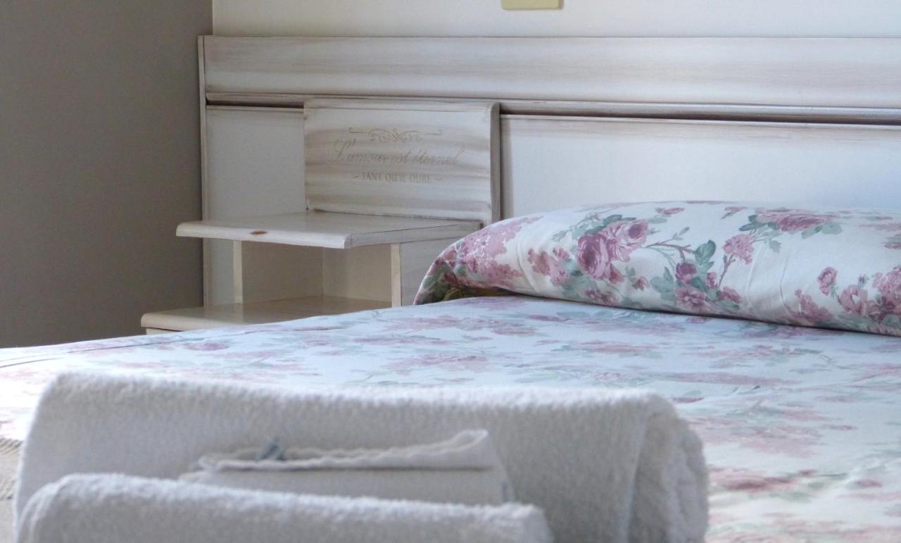 Hotel D'Annunzio Cattolica Kültér fotó