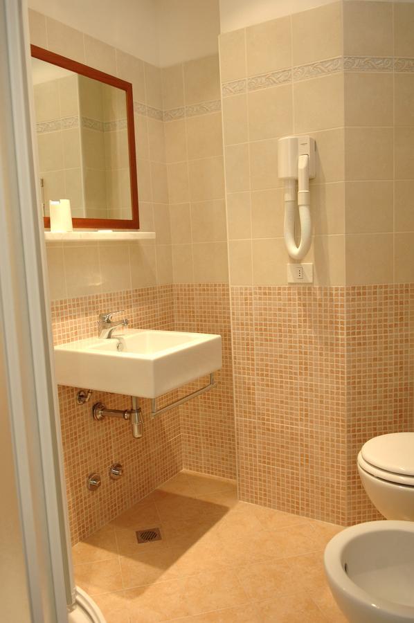 Hotel D'Annunzio Cattolica Kültér fotó